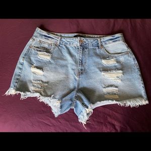 Ripped Forver 21+ Jean shorts(never worn)